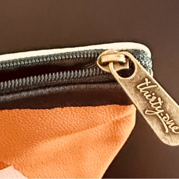 🆕Thirty-One Tapered Pouch Art Deco NWOT - Picture 4 of 4